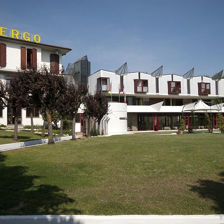 Albergo Ristorante Da Domenico مونتي سان سافينو المظهر الخارجي الصورة