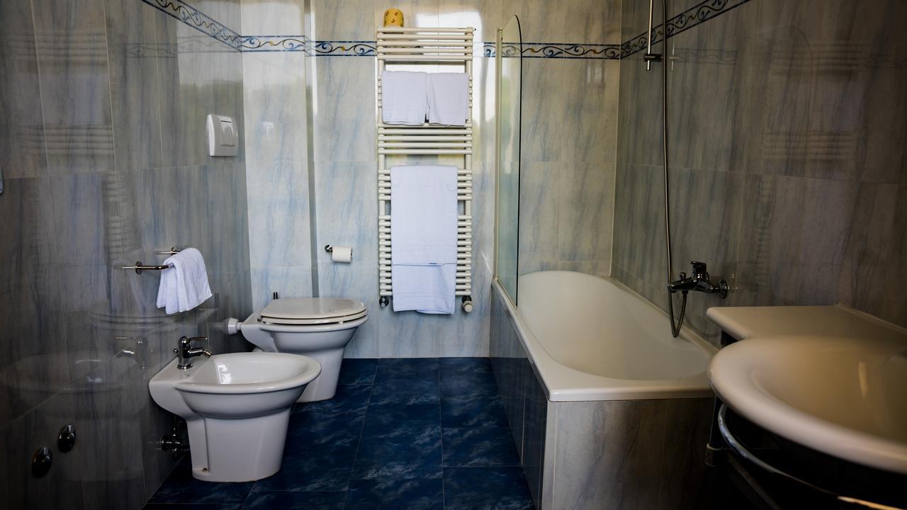 Albergo Ristorante Da Domenico مونتي سان سافينو المظهر الخارجي الصورة